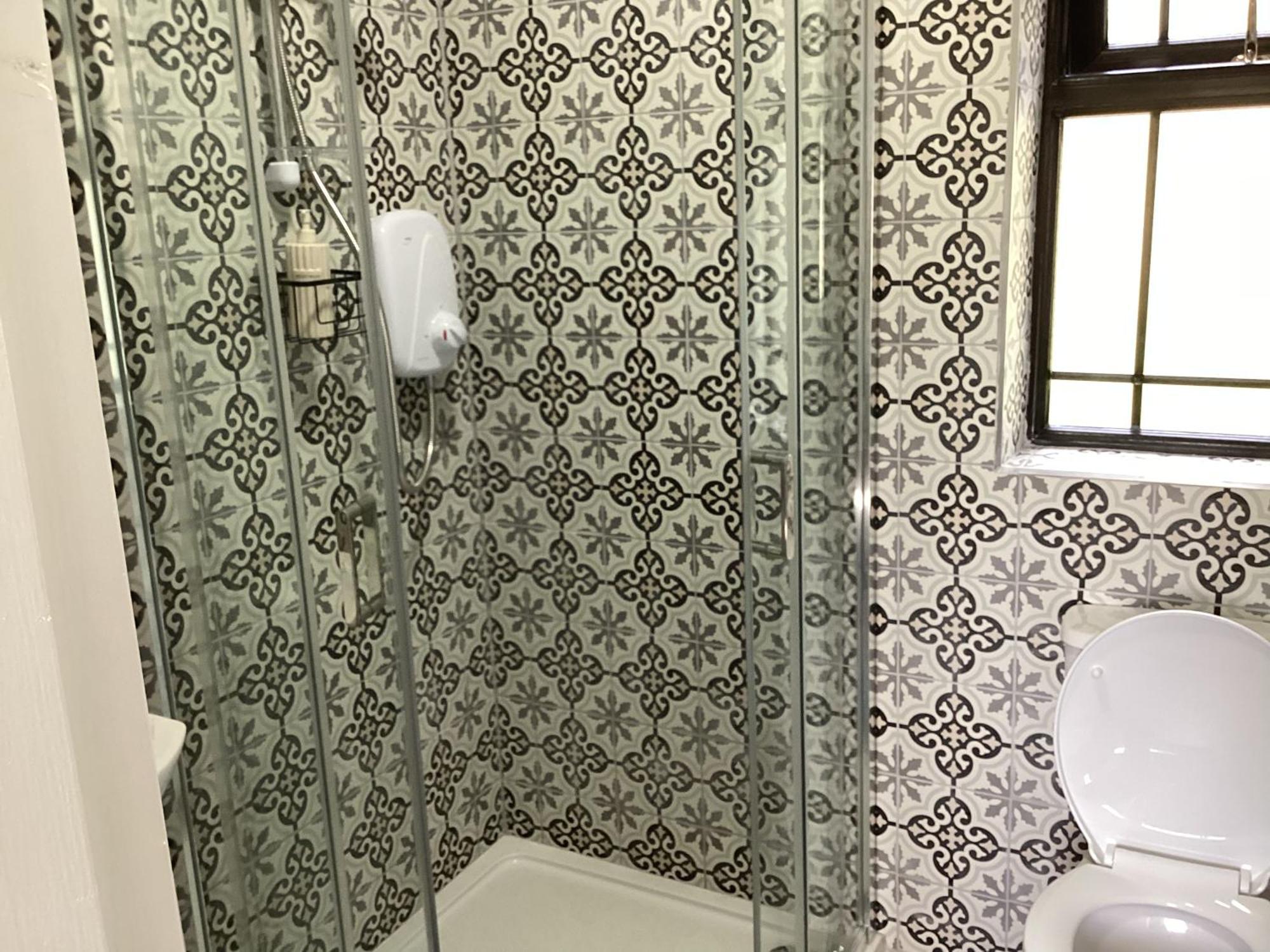 Studio Apartment To Rent 穆林加尔 外观 照片