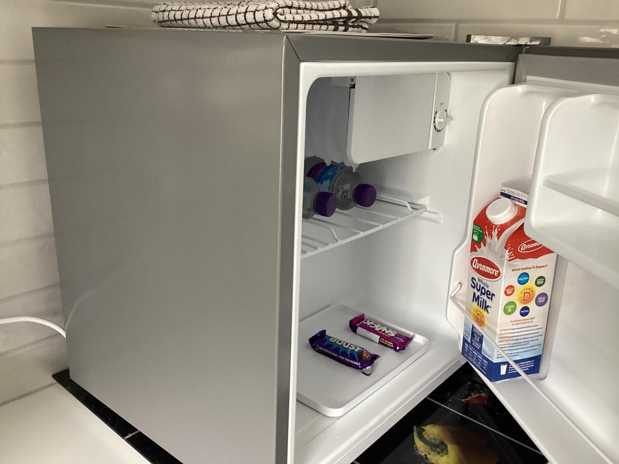 Studio Apartment To Rent 穆林加尔 外观 照片